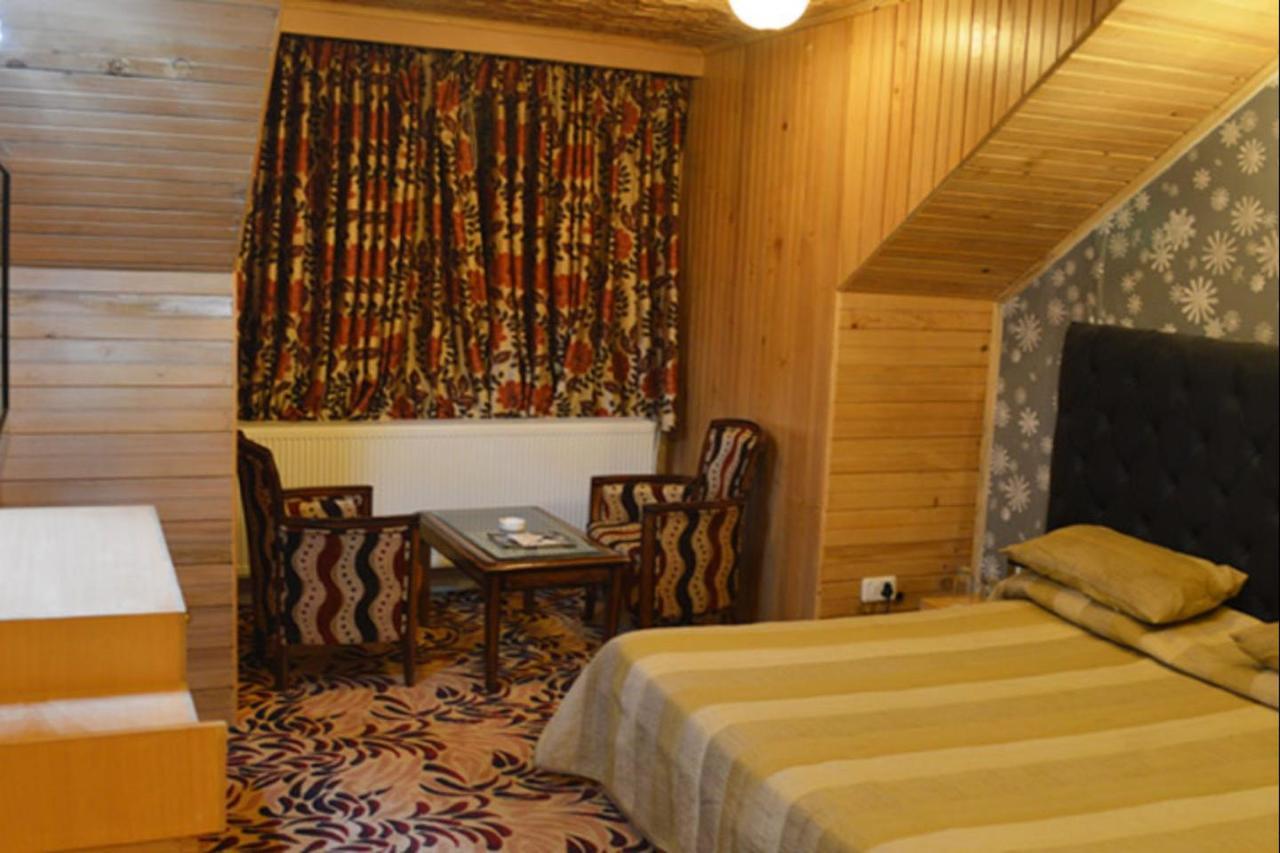Hotel Hilltop Gulmarg JAMMU AND KASHMIR Εξωτερικό φωτογραφία
